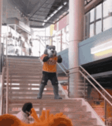 nashville-predators-gnash.gif