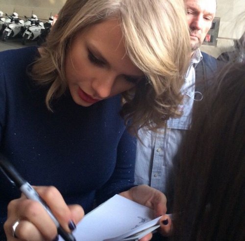 656dd62c4b8458107ad11ccacfaf0bab--taylor-swift-she-did.jpg