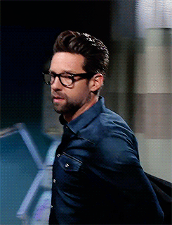 tumblr_p3dxp389BK1w3tawro1_250.gif