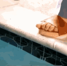 53DCB133-9D6F-4843-A5A4-14A681F8C047.gif